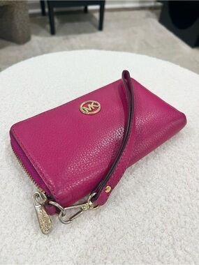 Michael Kors Pink Wristlet Wallet